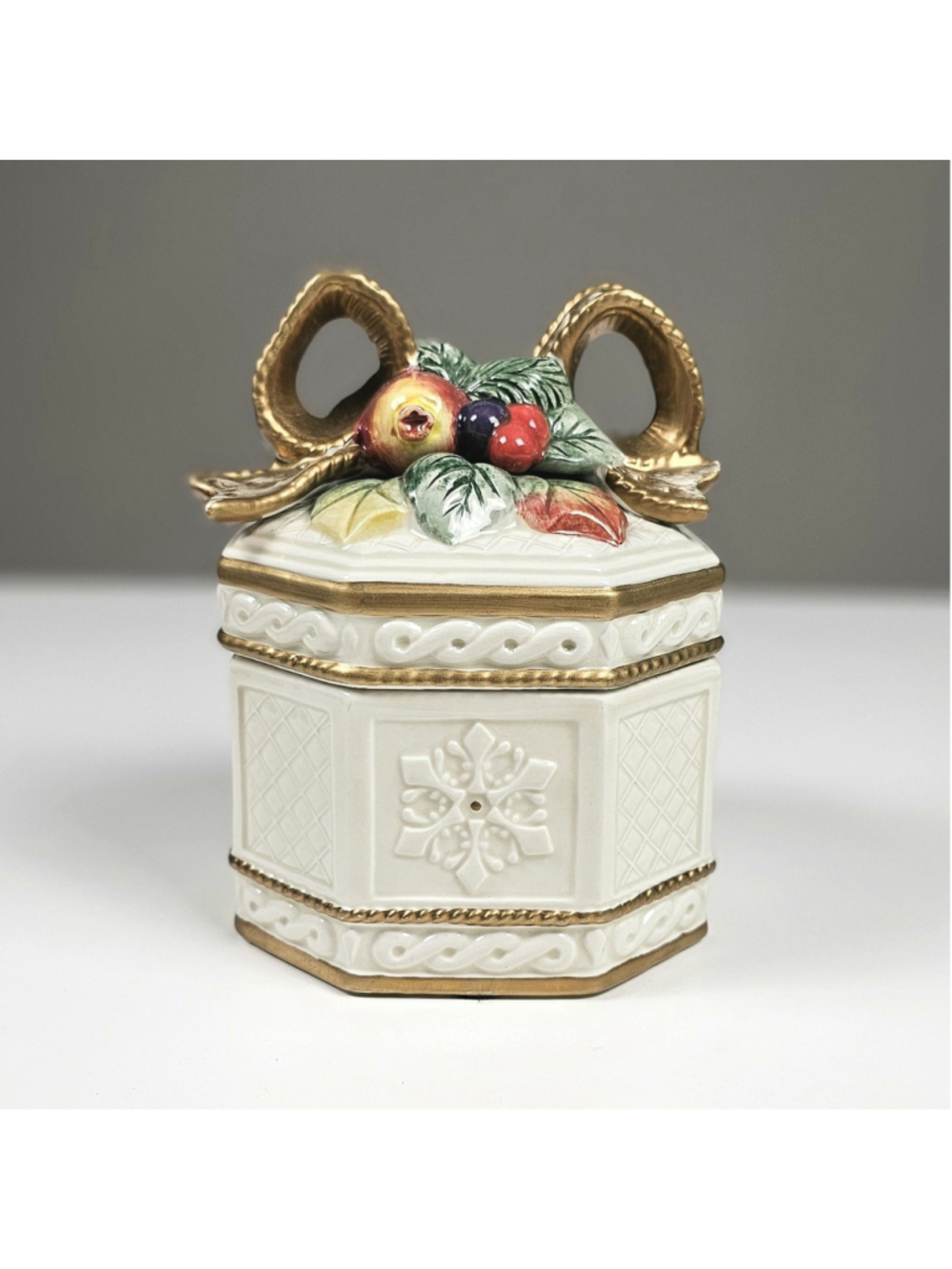 Vintage Fitz and Floyd Snowy Woods Lidded Trinket Box Candy Dish 1996 With Box - Picture 3 of 13
